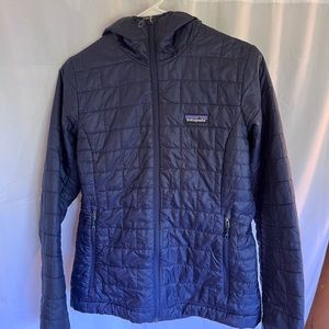 Patagonia hooded nano puff jacket in Navy Blue